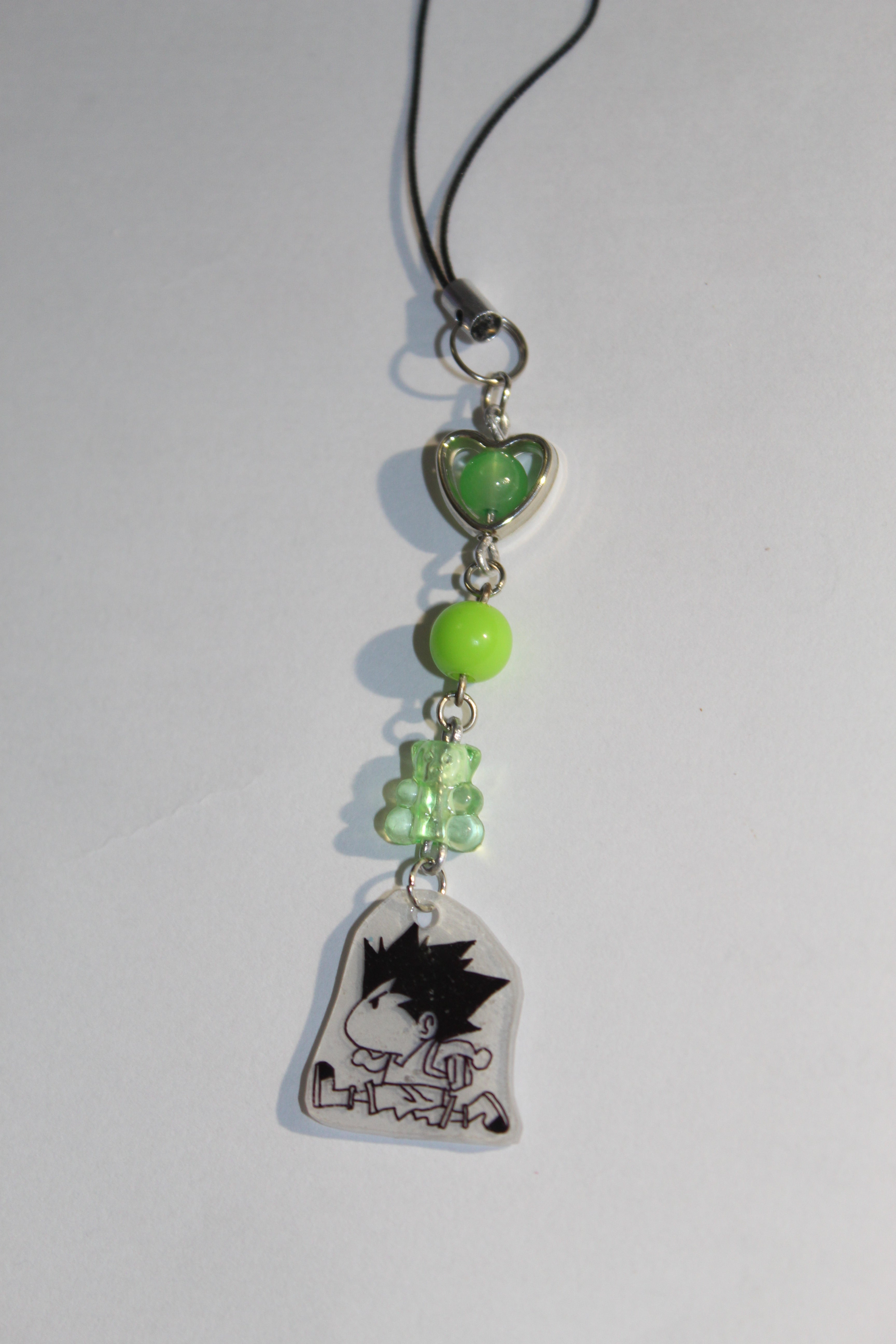 Gon and Killua matching phone charms !! 💕